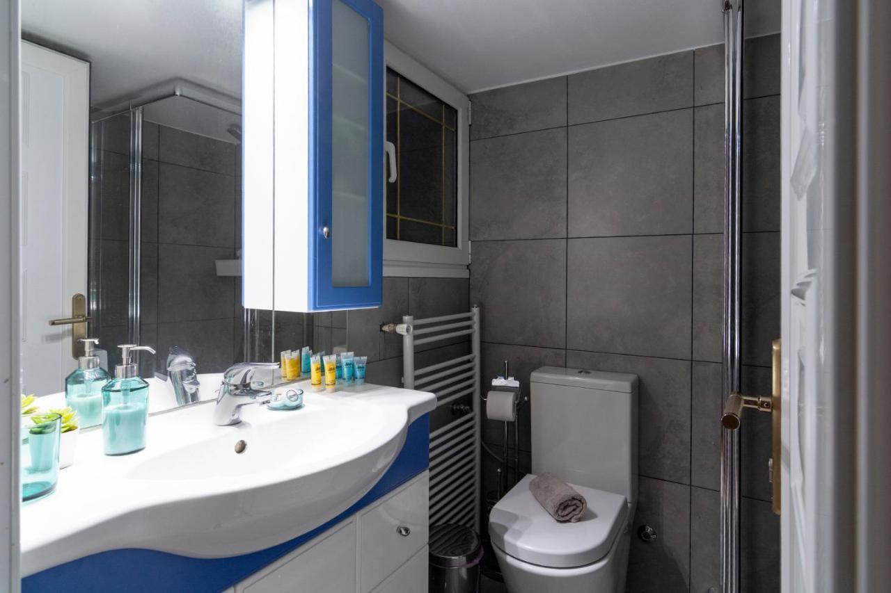 Modern 2Bd Apt In Athens , 3-Min Metro Exterior foto