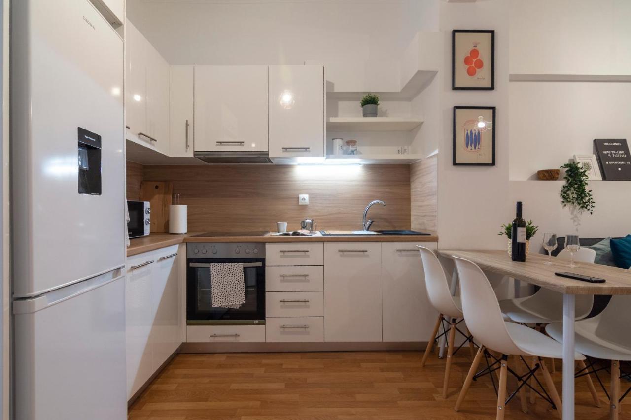 Modern 2Bd Apt In Athens , 3-Min Metro Exterior foto